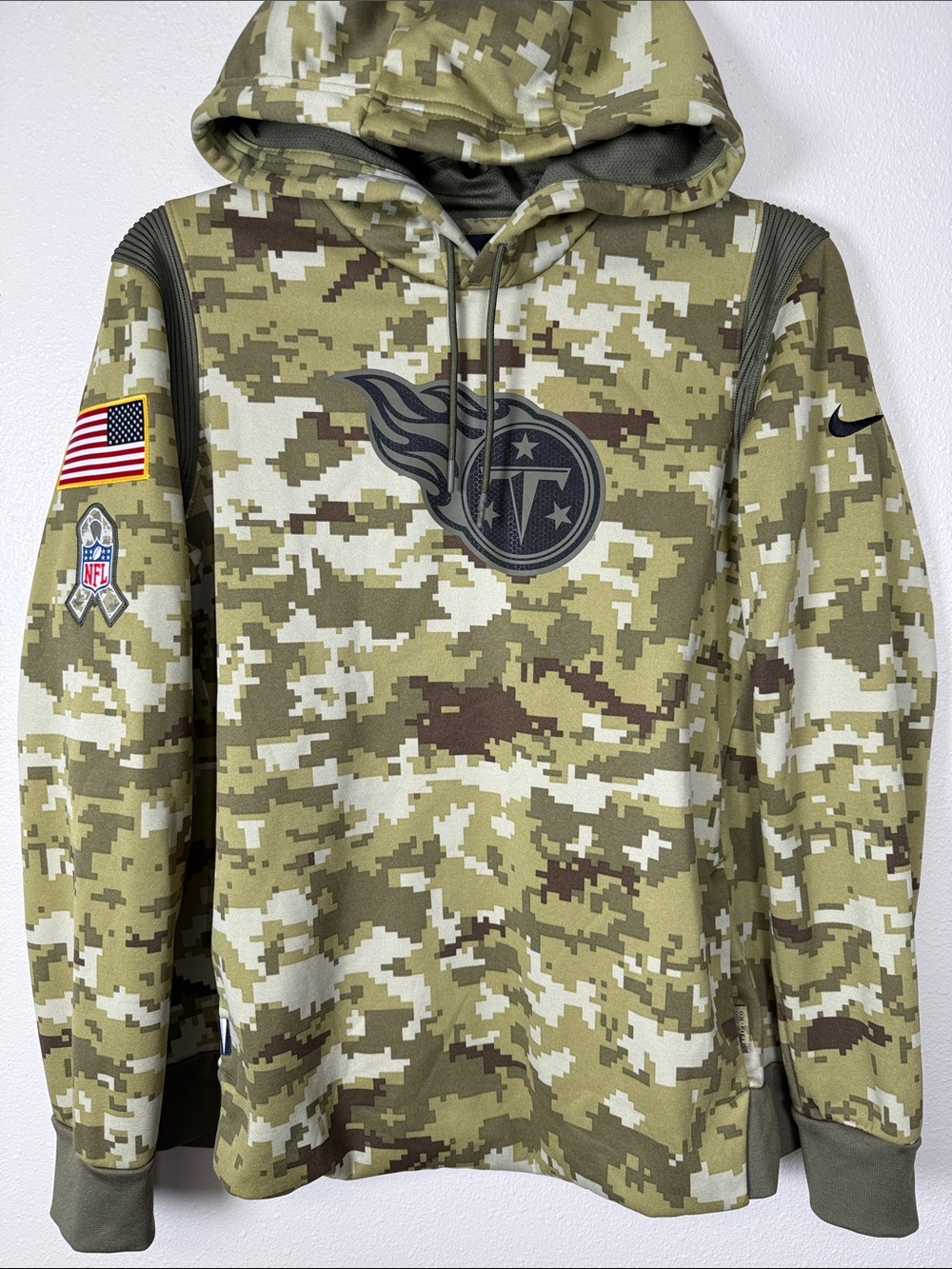 Nike Tennessee Titans Hoodie Women XL Salute to Service Camo NFL Dri-FIT 2021